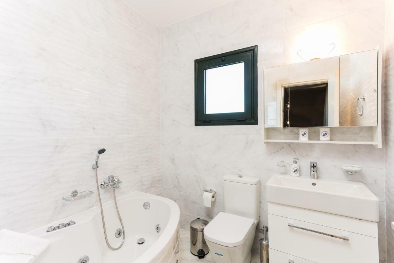 Evangelos Villas, Lavish Touch, By Thinkvilla Angeliana  Esterno foto